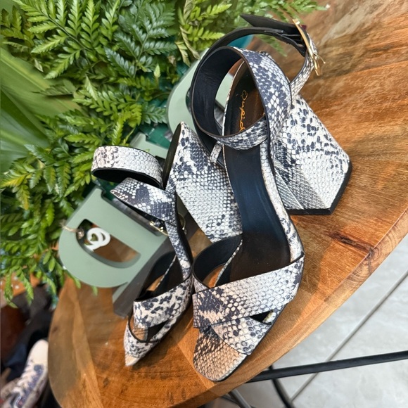 Qupid Black and Gray Wedge Sandals with Adjustable Straps - Picture 3 of 3